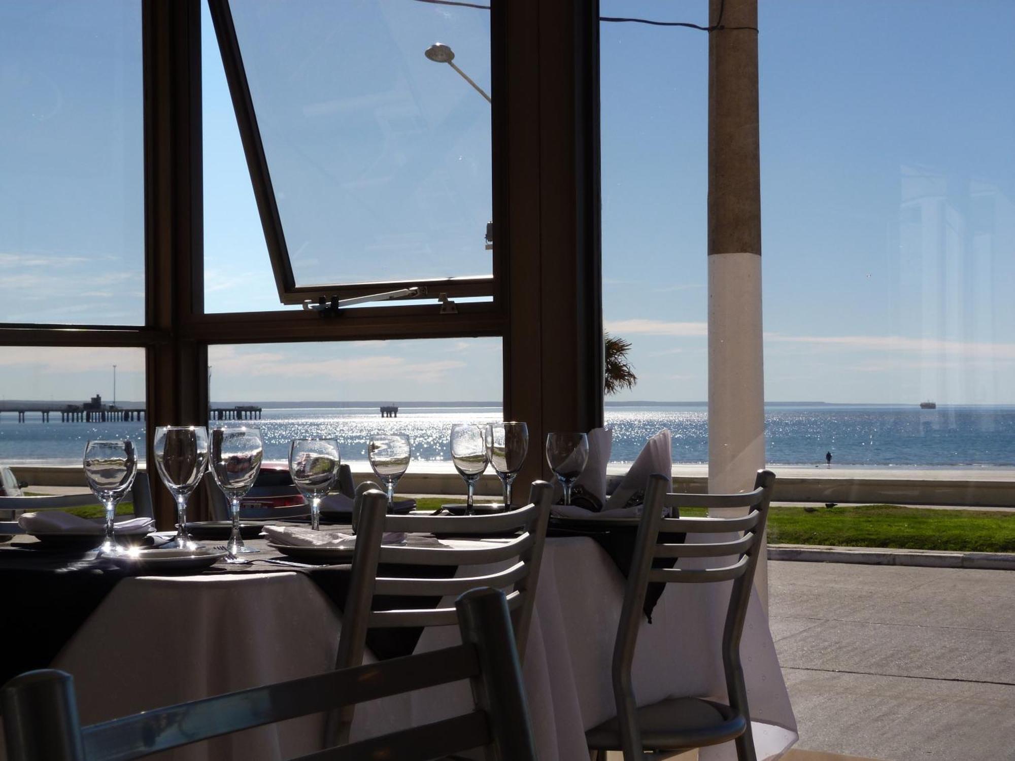Costanera Hotel Puerto Madryn Ngoại thất bức ảnh